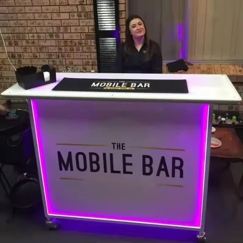 Table de bar portable à LED de couleur blanche, fantastique et populaire, mobilier de boîte de nuit,