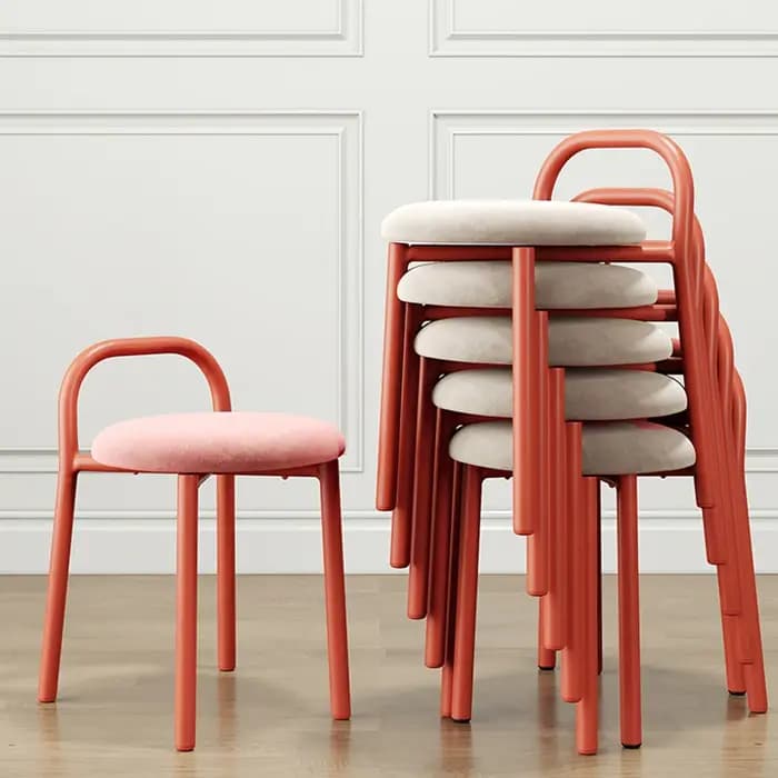 Chaises de cuisine modernes et luxueuses