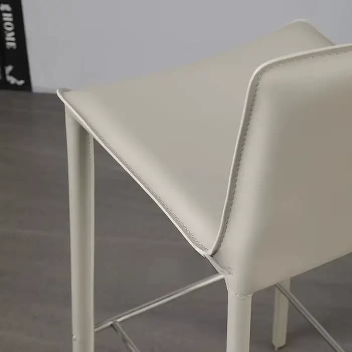 Chaises de salle à manger en cuir blanc
