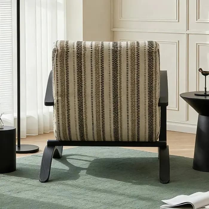 Chaises de salon en bois