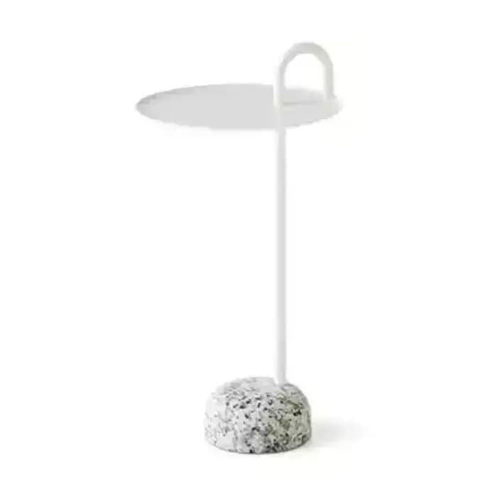 Petite Table basse artistique Unique, coin de canapé, tendance, balcon, Table de chevet pour espaces compacts, Table décorative de chambre à coucher