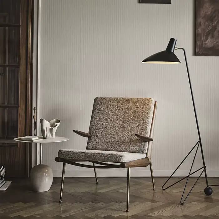 Lampadaire LED vintage noir sur pied avec trépied