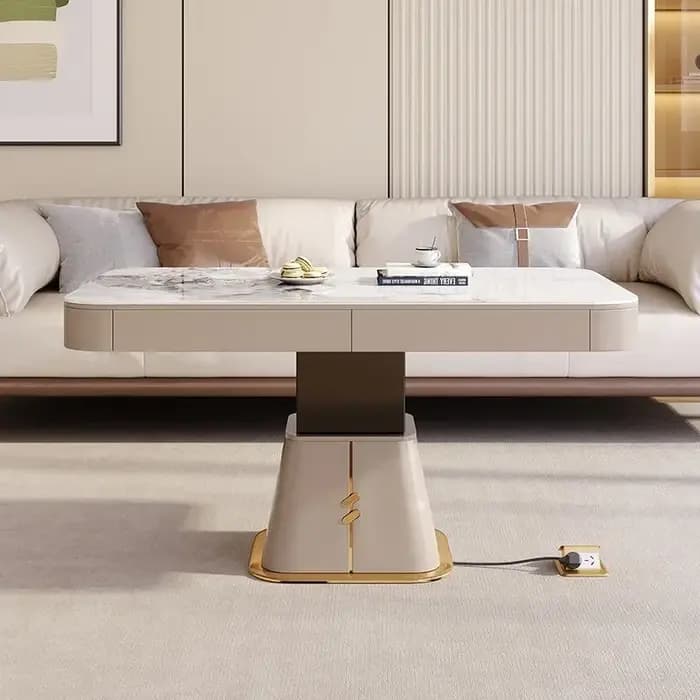 Table basse à cadre clair