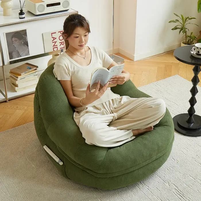 Canapé confortable en forme de pouf pour salon