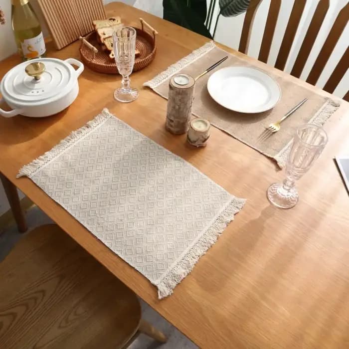 Napperons de table en coton et lin naturel à franges