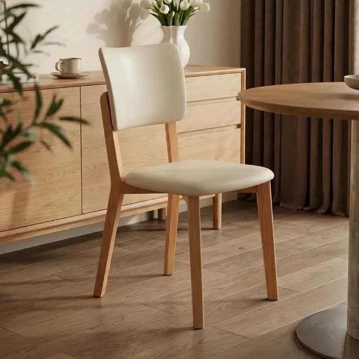 Chaises de salle à manger contemporaines en similicuir