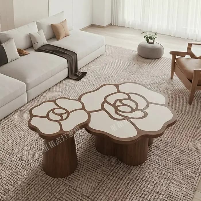 Petites tables basses en bois