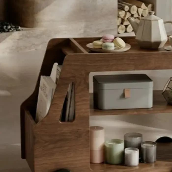 Table basse vintage avec rangement sur roulettes