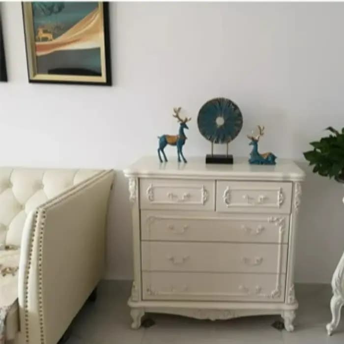 LTT – commode de style européen