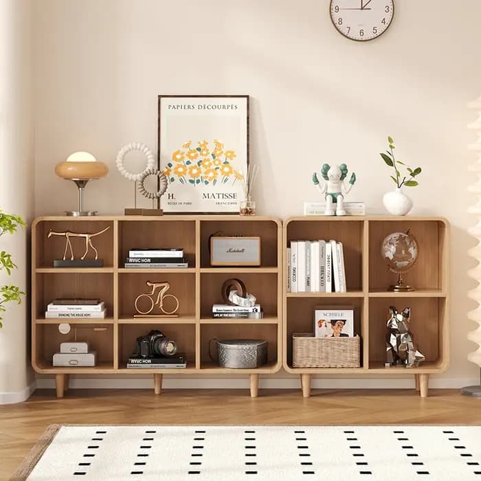 Rangement avec étagères ouvertes