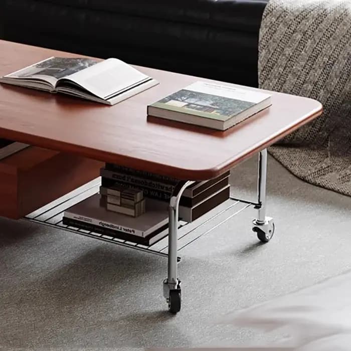 Table basse Mobile avec pieds en métal sur roulettes