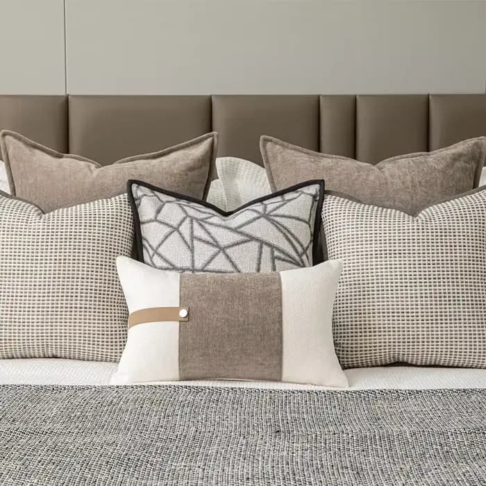 Housse de coussin de luxe design 30x50 45x45 60x60cm en lin taupe tissé avec bordure carrée pour la maison