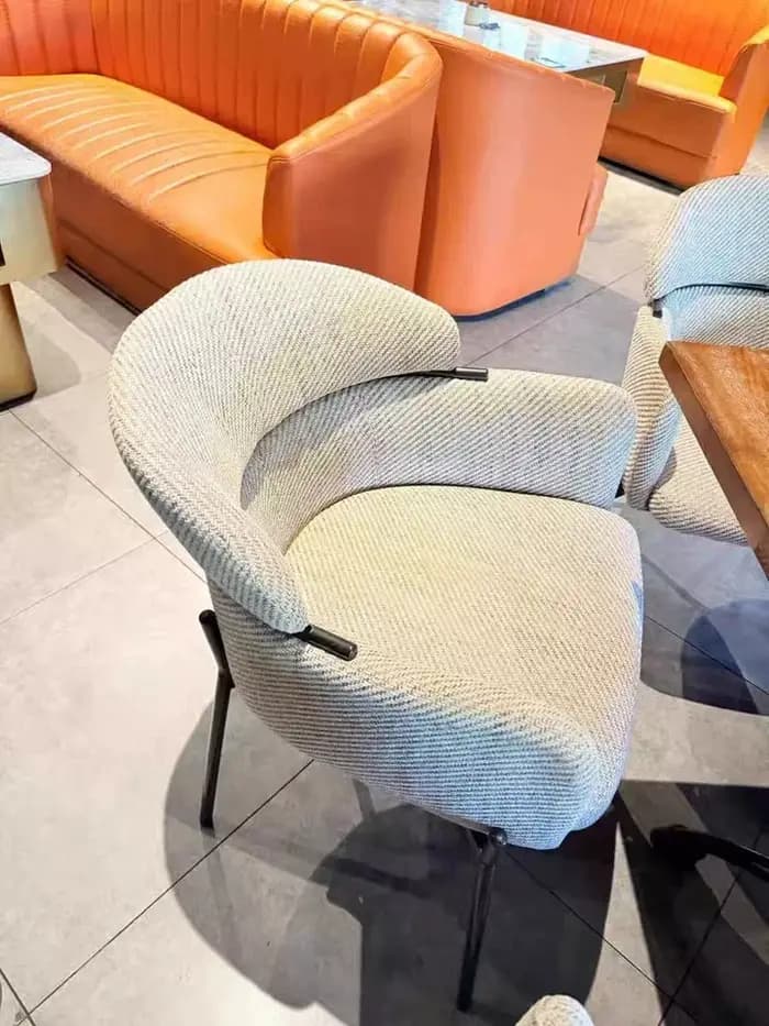 Chaise de loisirs minimaliste italienne en tissu