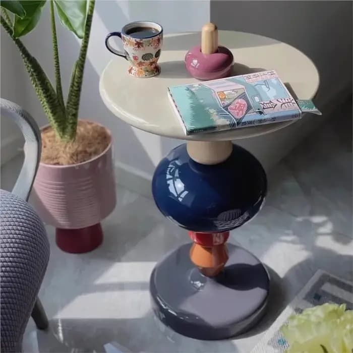 MOMO modèles de créateurs danois Sugarplum Table d'appoint créative petite