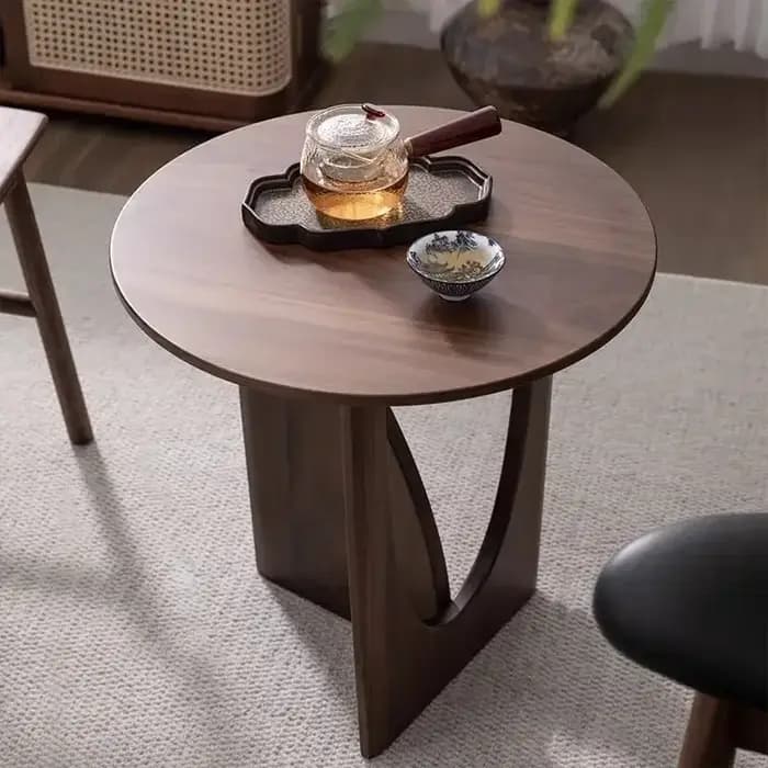 Table basse ronde nordique en bois massif