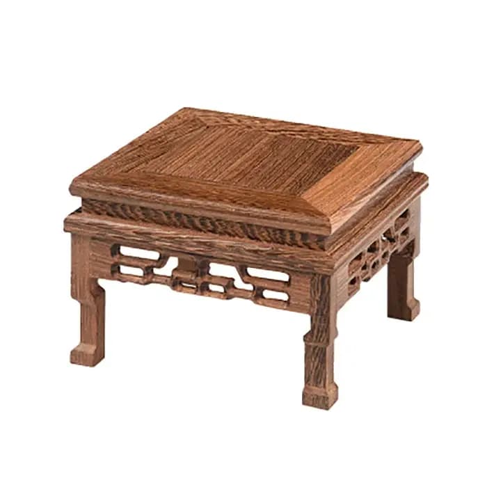 Table sculptée rétro en bois massif