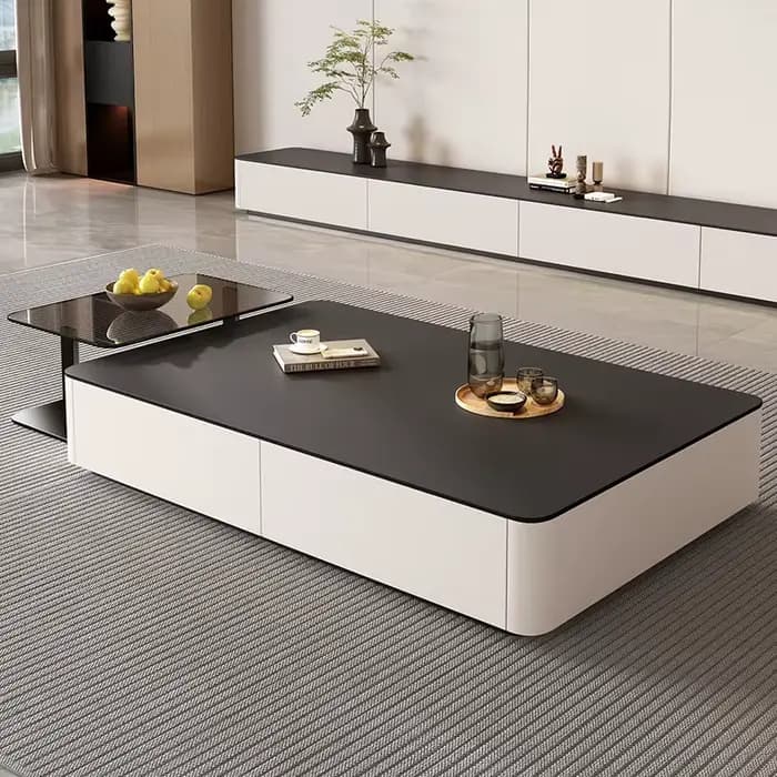 Table basse carrée simple au design nordique