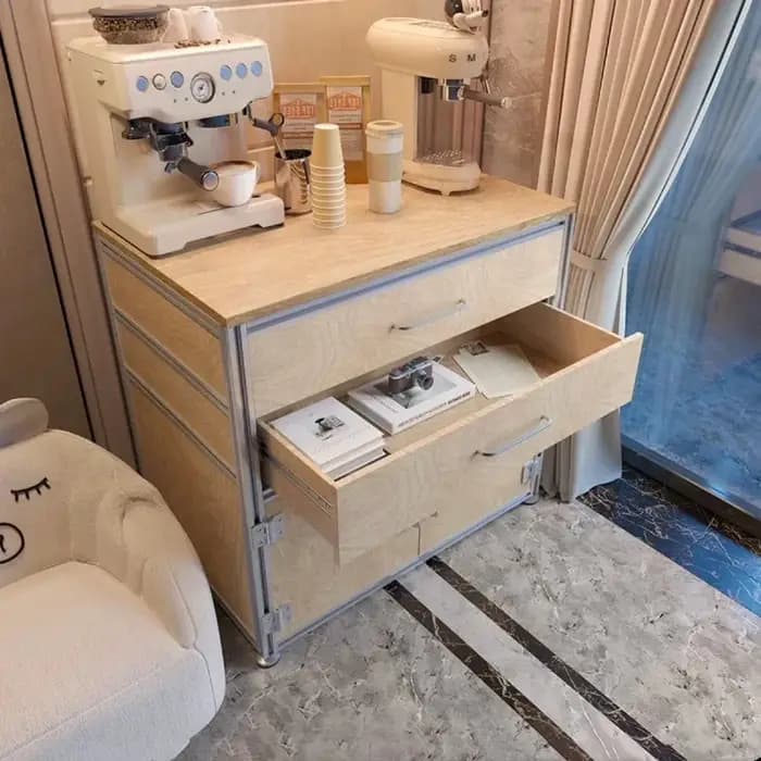 Créez un coin de café curatif à la maison! L'armoire de rangement à vent en bois est trop valieuse