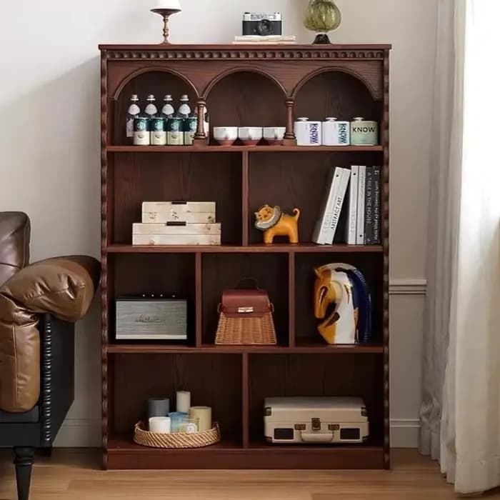 Armoires sur pied françaises vintage en bois