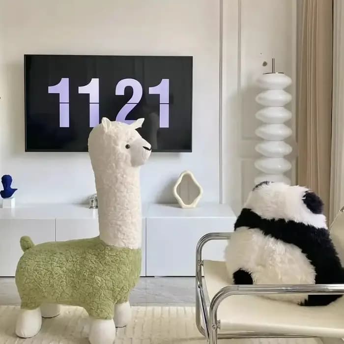 Tabouret surdimensionné en alpaga, siège d'animal en peluche créatif et célèbre sur Internet, décora
