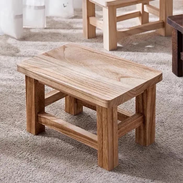 Petit tabouret en bois massif minimaliste moderne