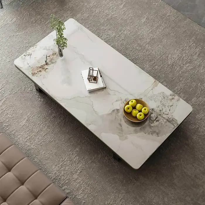 Table basse rectangulaire au design moderne