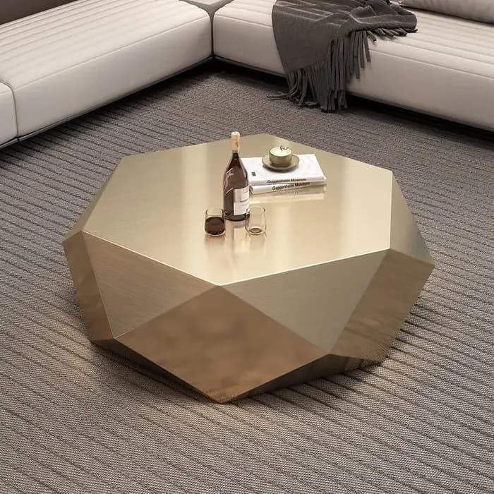 Table basse minimaliste pour gagner de la place