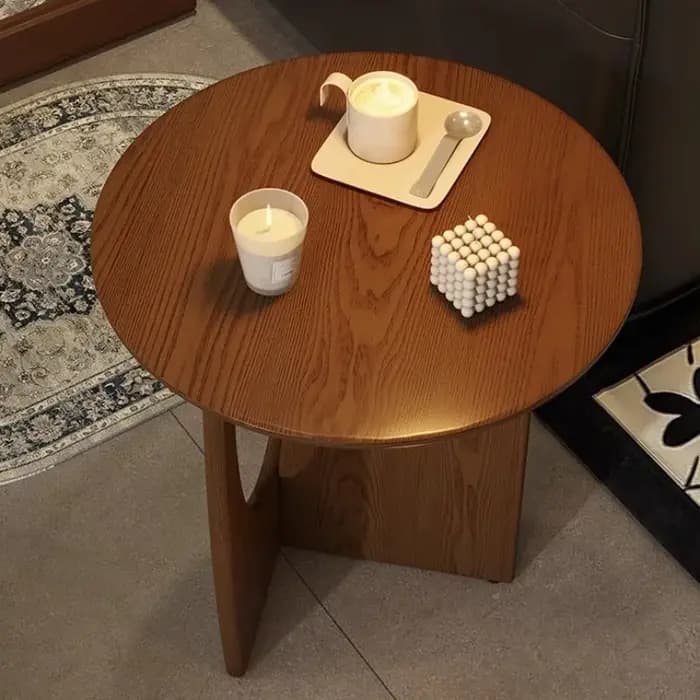 Table d'appoint ronde nordique en bois massif