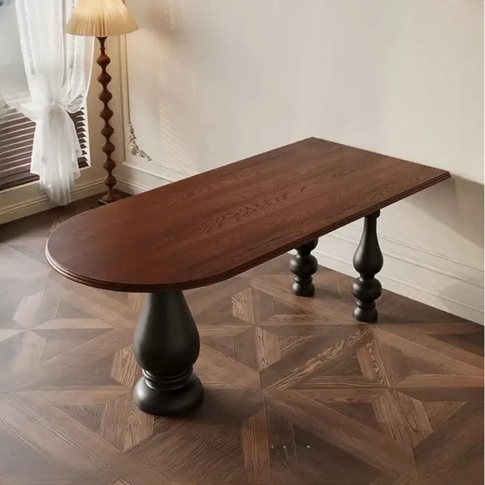 Table à manger moderne en bois