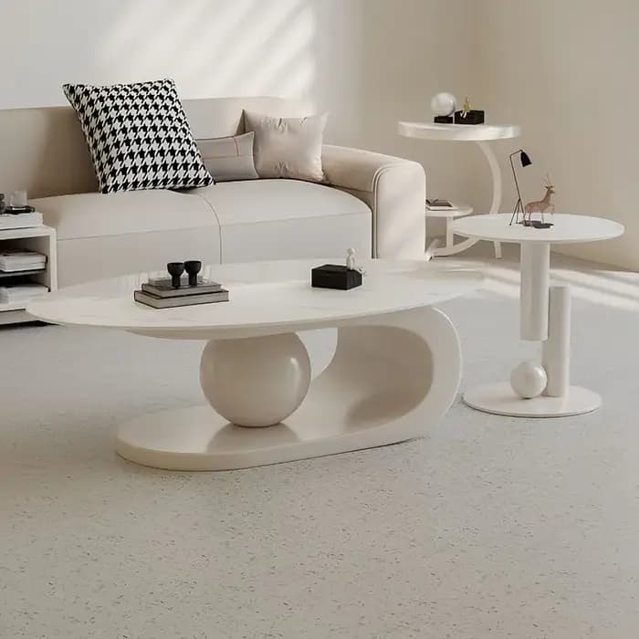 Table basse en marbre de luxe avec base en métal doré