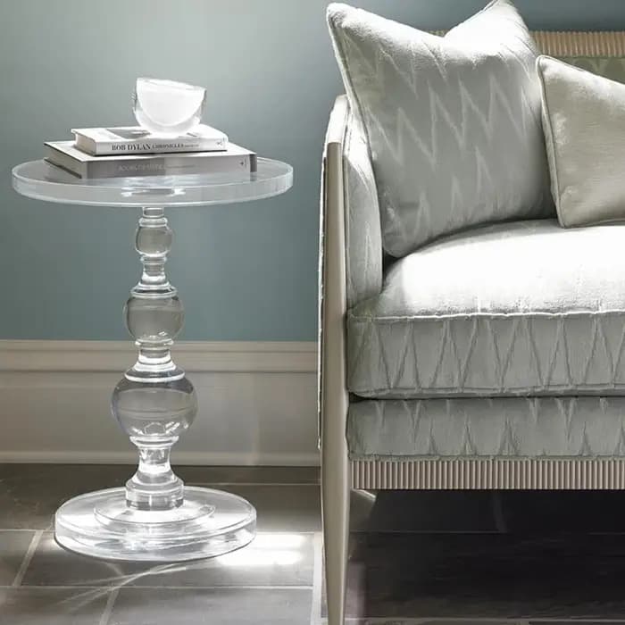 Table basse en acrylique transparent