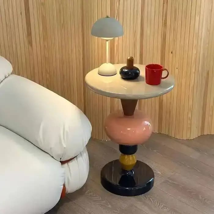 Table d'appoint créative