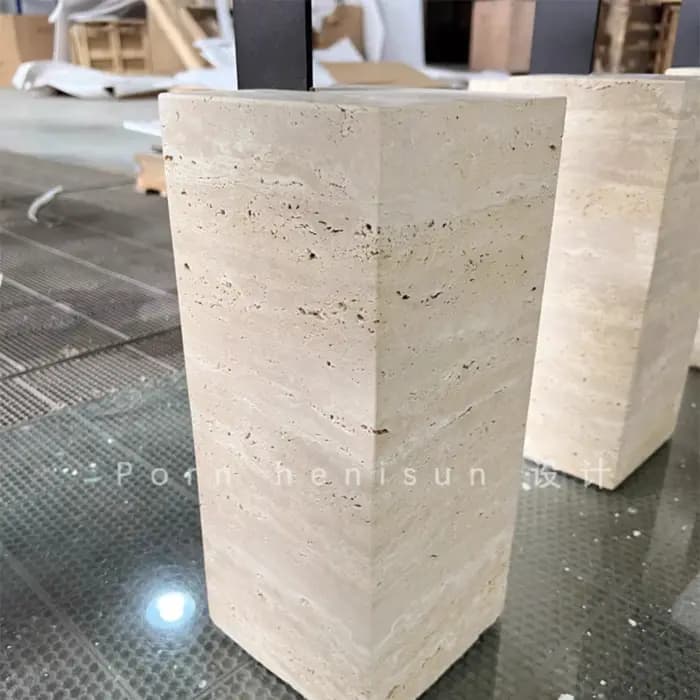 Table d'appoint industrielle pour couloir et salon