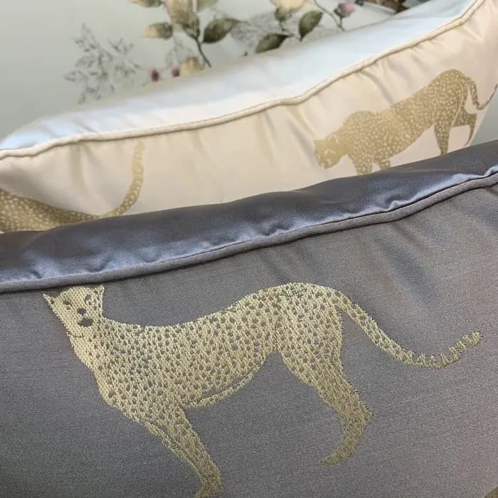 Juste de coussin à motif de léopard pour canapé et chaise