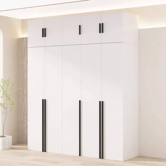 Armoire de rangement moderne en bois massif