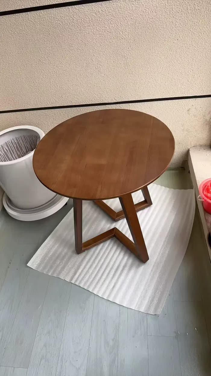 Table de salle à manger ronde en bois massif de caoutchouc