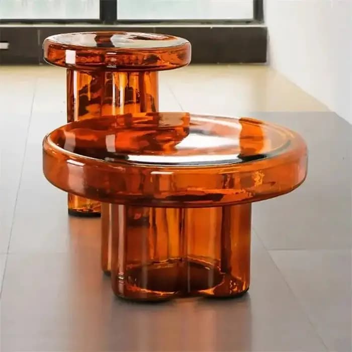 Table d'appoint ronde en verre transparent ambré