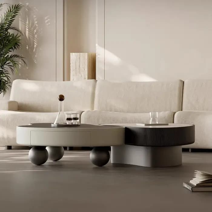 Table basse de forme spéciale avec rangement