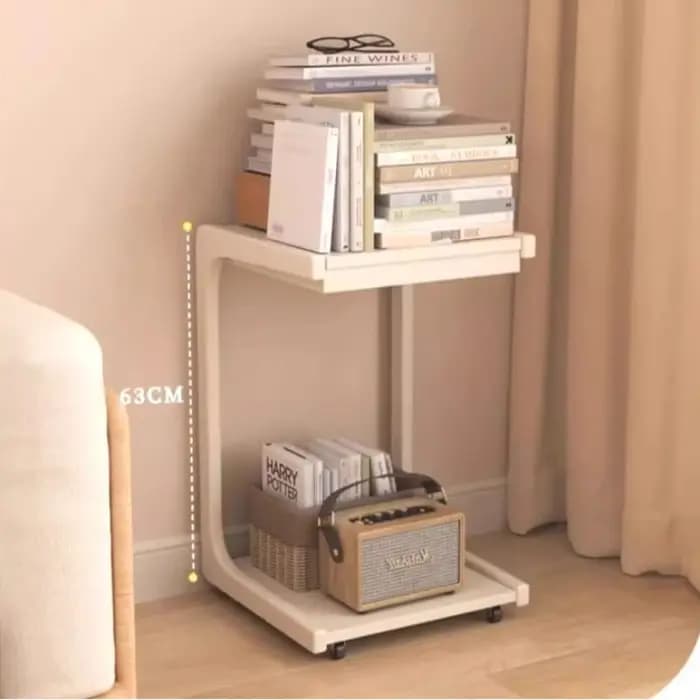 Table d'appoint en forme de C