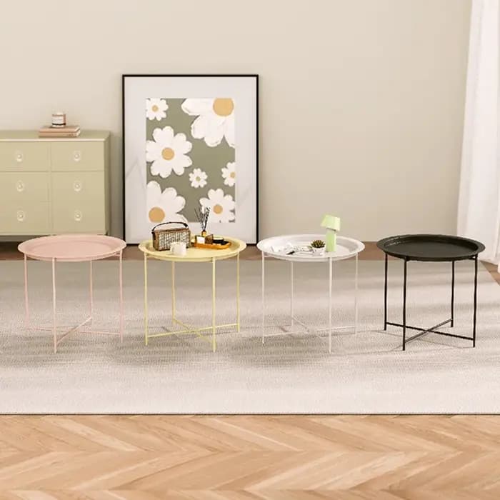 Table basse minimaliste pour la maison