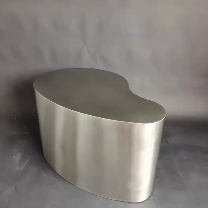 Table basse de luxe en métal