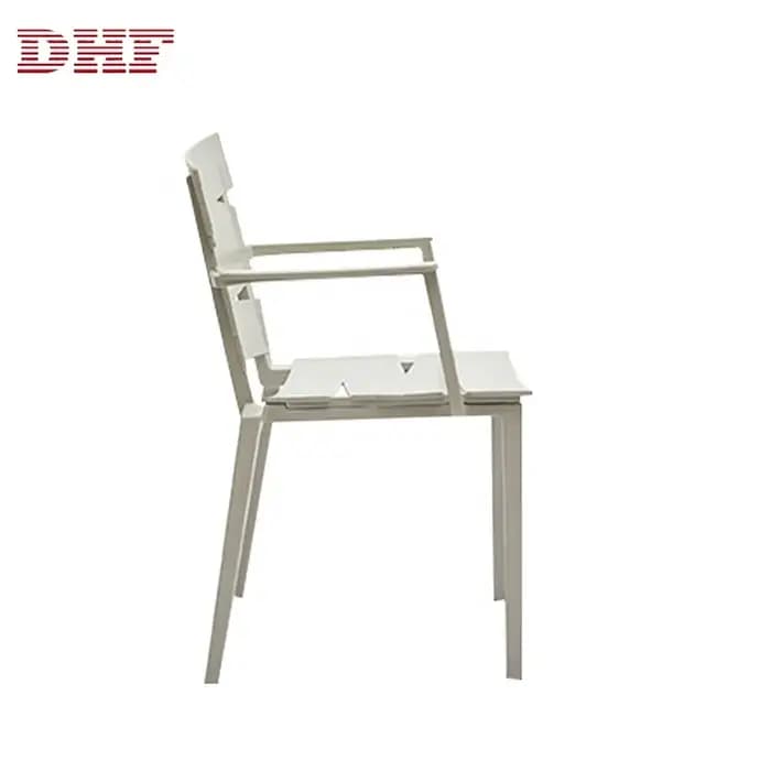 Accoudoir enchêlé confortable PP fauteuil moderne pour restaurants