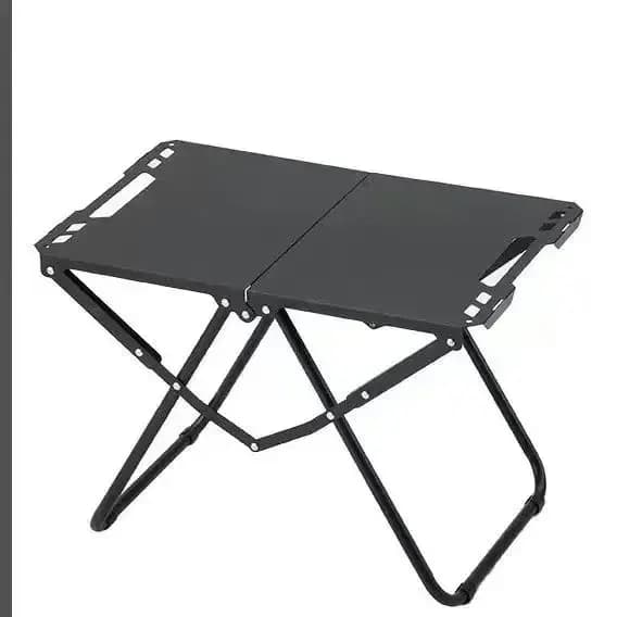 Table pliante pour repas en plein air