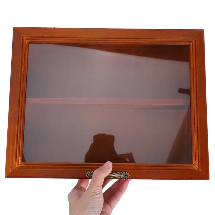 Vitrine en bois avec porte en acrylique