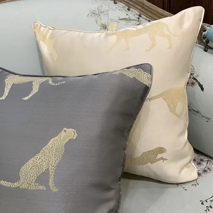 Juste de coussin à motif de léopard pour canapé et chaise