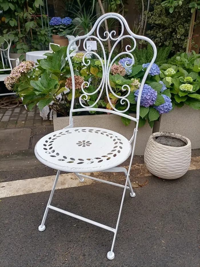 Silla Plegable américain rétro vieux motif creux chaise en fer forgé pliable cour extérieure Villa loisirs