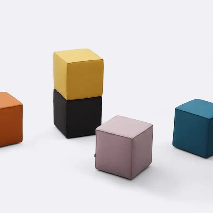 Tabouret Cube Ottoman en tissu scandinave