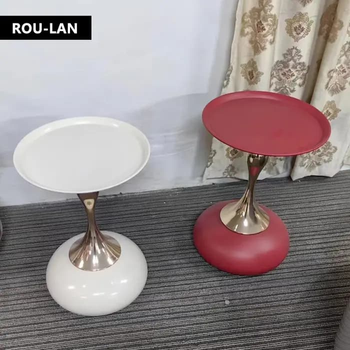 Table d'appoint pour canapé