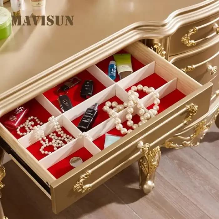 Coiffeuse dorée de luxe avec grand miroir, sculptée avec raffinement, style européen, pour chambre à