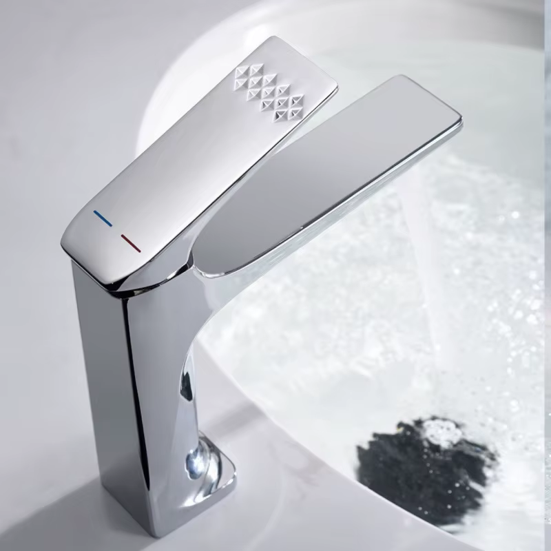 Robinet d'évier avec eau chaude et froide pour salle de bain ou cuisine – Robinet de lavabo domestiq